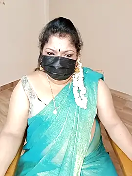 Snapshot of silk_rose05 chatting on 1, 3, 2026 silk rose05 online show from 1, 3, 2026