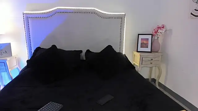 nia-malkova online show from 11, 5, 2026