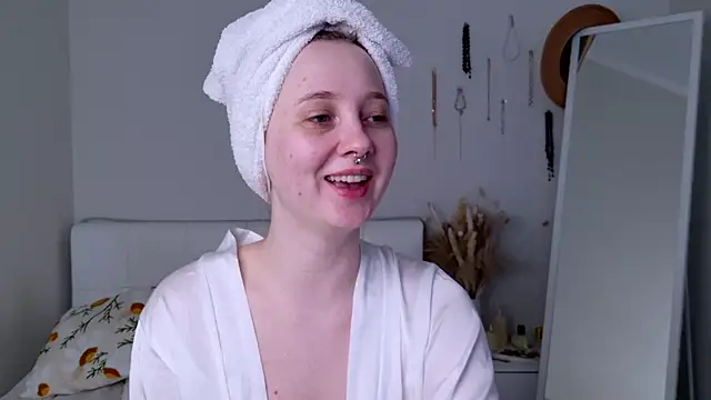 Snapshot of CandiceKingzzz chatting on 14, 3, 2026 CandiceKingzzz online show from 14, 3, 2026