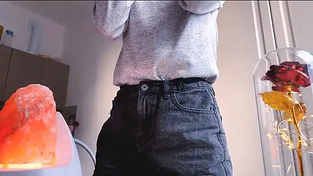 Snapshot of EmilyHein chatting on 11, 3, 2026 EmilyHein online show from 11, 3, 2026