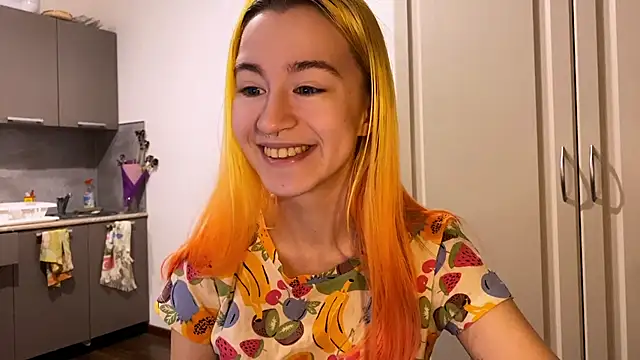 Snapshot of EmilyHein chatting on 19, 3, 2026 EmilyHein online show from 19, 3, 2026