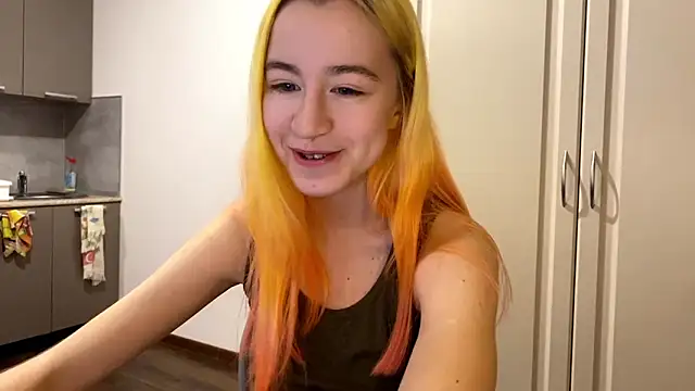 Snapshot of EmilyHein chatting on 21, 3, 2026 EmilyHein online show from 21, 3, 2026