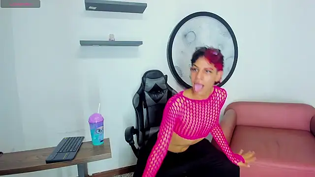 Snapshot of Philipp-Jones chatting on 8, 2, 2026 Philipp-Jones online show from 8, 2, 2026