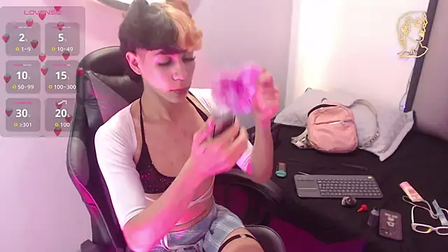 Snapshot of Philipp-Jones chatting on 7, 3, 2026 Philipp-Jones online show from 7, 3, 2026