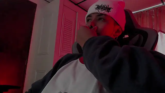 Snapshot of D3v1L88 chatting on 1, 2, 2026 D3v1L88 online show from 1, 2, 2026