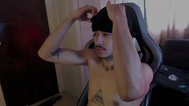 Snapshot of D3v1L88 chatting on 4, 2, 2026 D3v1L88 online show from 4, 2, 2026