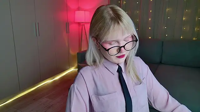 Mary Piersen online show from 28, 4, 2026
