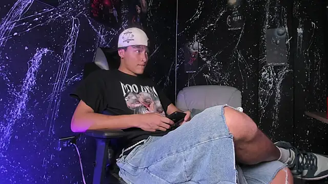 Snapshot of SalvatoreBenford chatting on 16, 2, 2026 SalvatoreBenford online show from 16, 2, 2026