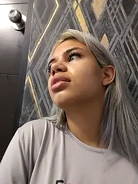 AlanaHouston online show from 26, 2, 2026