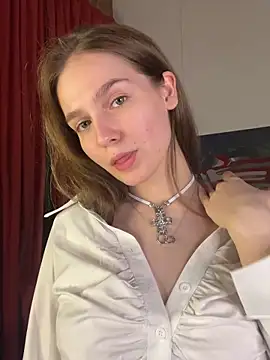 MyKittySayMeow online show from 8, 5, 2026