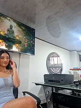 Jade connor online show from 4, 5, 2026