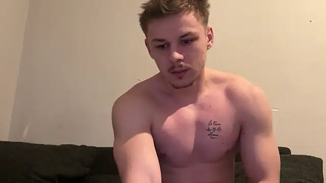 Lucas328706 online show from 13, 2, 2026