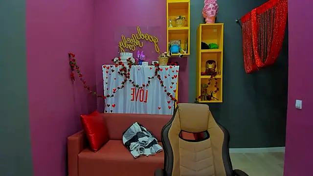 MiraBoom online show from 1, 3, 2026