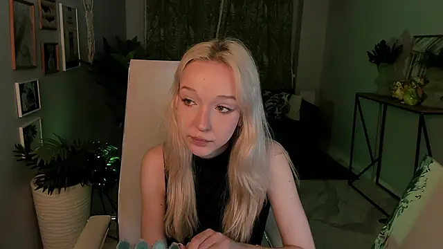 Snapshot of MaoqiBeverly chatting on 16, 2, 2026 MaoqiBeverly online show from 16, 2, 2026