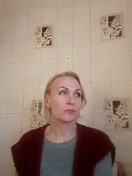 Snapshot of MichelleSolis chatting on 1, 2, 2026 MichelleSolis online show from 1, 2, 2026