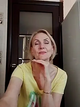 Snapshot of MichelleSolis chatting on 13, 6, 2026 MichelleSolis online show from 13, 6, 2026
