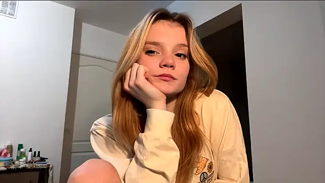 Snapshot of Tiffany_Muse chatting on 10, 2, 2026 Tiffany Muse online show from 10, 2, 2026