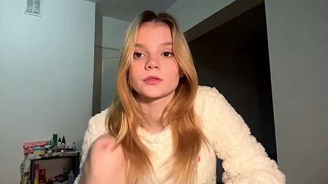 Snapshot of Tiffany_Muse chatting on 19, 2, 2026 Tiffany Muse online show from 19, 2, 2026