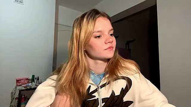 Snapshot of Tiffany_Muse chatting on 5, 3, 2026 Tiffany Muse online show from 5, 3, 2026