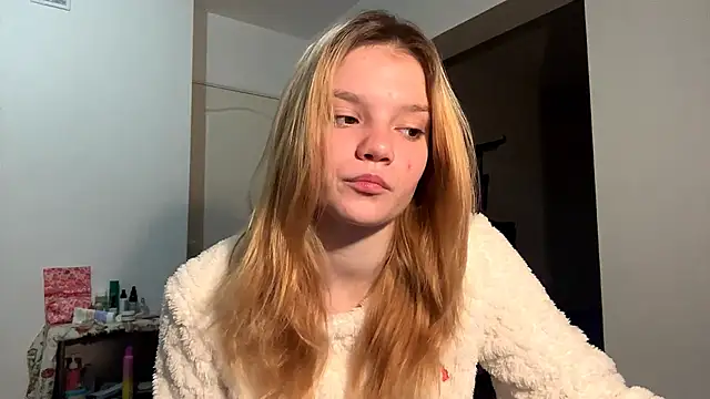 Snapshot of Tiffany_Muse chatting on 7, 3, 2026 Tiffany Muse online show from 7, 3, 2026