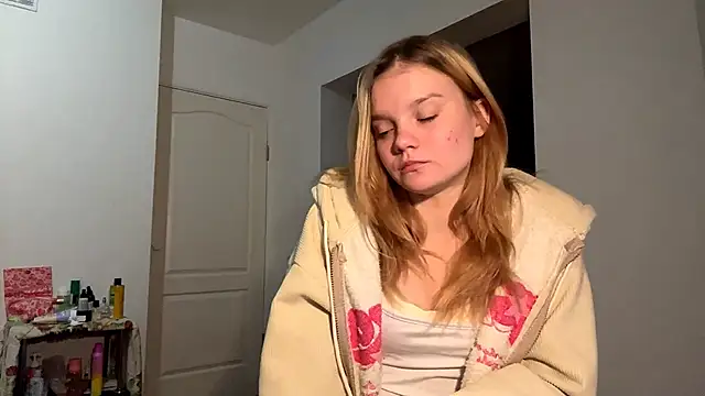 Snapshot of Tiffany_Muse chatting on 14, 3, 2026 Tiffany Muse online show from 14, 3, 2026