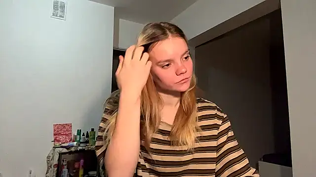 Snapshot of Tiffany_Muse chatting on 19, 3, 2026 Tiffany Muse online show from 19, 3, 2026