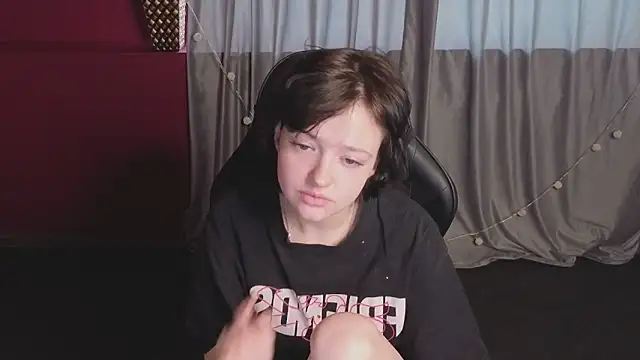 Svenaa Kopnie online show from 6, 2, 2026