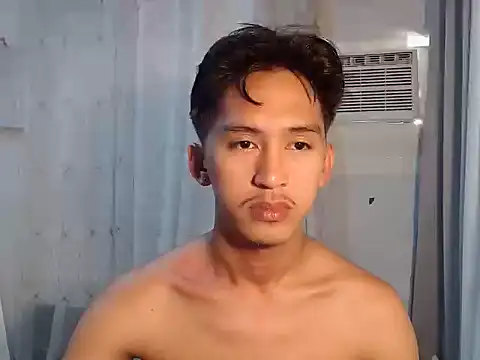 Snapshot of _andrie69_ chatting on 21, 3, 2026 andrie69 online show from 21, 3, 2026