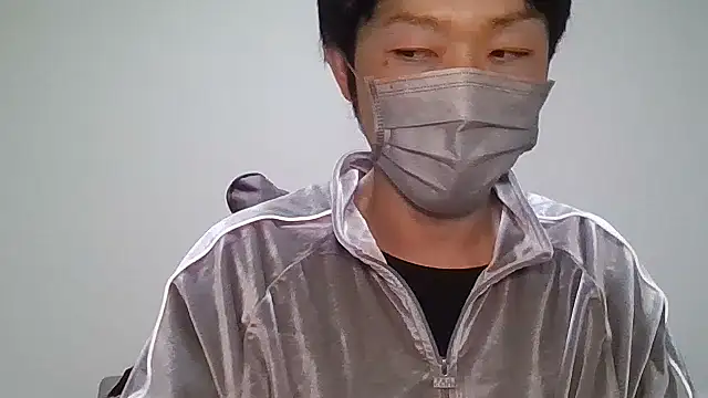 Snapshot of K0U-123 chatting on 8, 3, 2026 K0U-123 online show from 8, 3, 2026