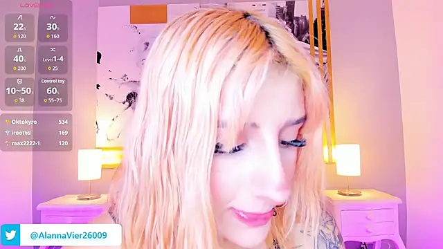 AlannaViera online show from 10, 7, 2026