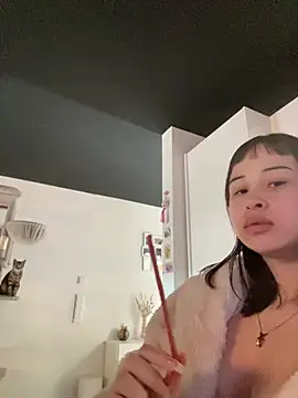 Just-Lilly online show from 12, 3, 2026