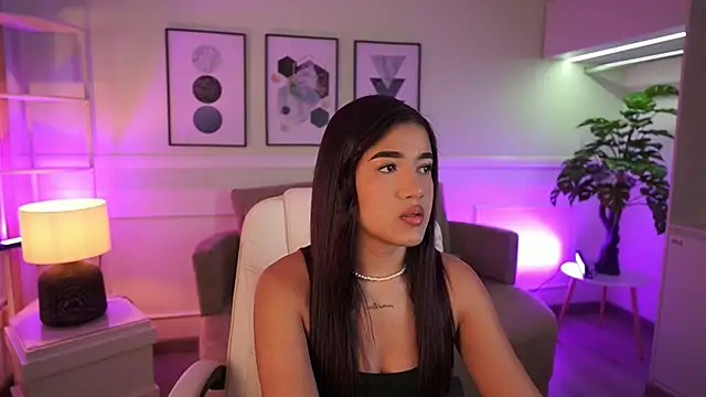 IvyGrabes online show from 15, 7, 2026