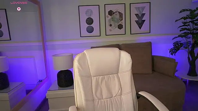 IvyGrabes online show from 28, 7, 2026