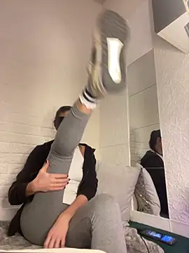 IRISKOSU online show from 1, 2, 2026