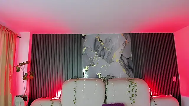 CarolineFyre online show from 25, 6, 2026
