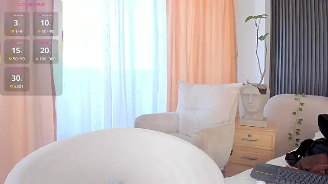 CarolineFyre online show from 28, 7, 2026