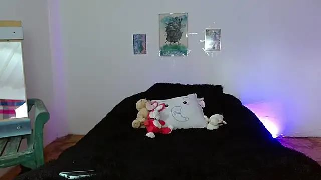 Snapshot of miadavisXXX chatting on 21, 3, 2026 miadavisXXX online show from 21, 3, 2026