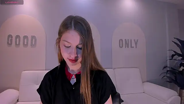 IsabellaMorettiX online show from 8, 5, 2026