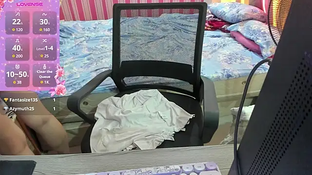 HornyAsianXxX online show from 15, 7, 2026