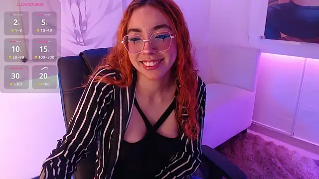 Snapshot of mere_in_redd chatting on 7, 7, 2026 mere in redd online show from 7, 7, 2026