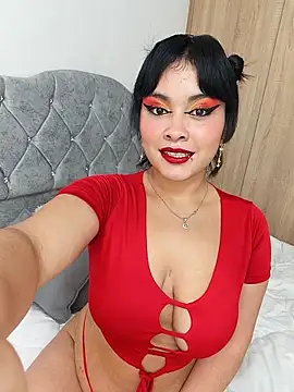 zoe love18 online show from 7, 5, 2026