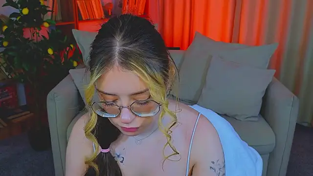 kate  rIna online show from 19, 3, 2026