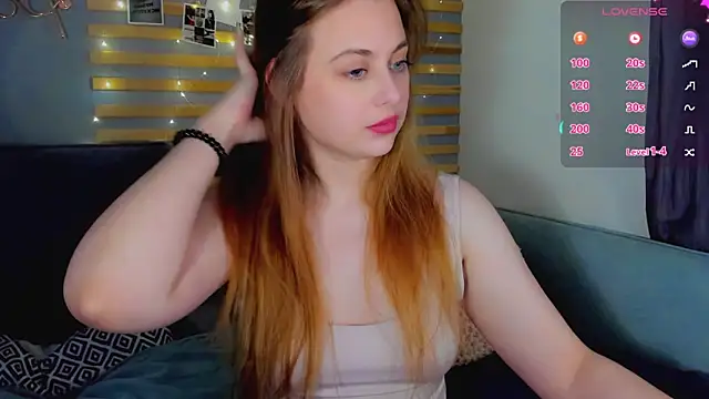 Alice Wanderr online show from 3, 3, 2026