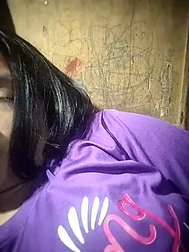 SweetKirsten69 online show from 4, 2, 2026