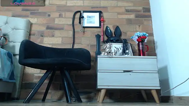 Girl Bondage online show from 20, 3, 2026