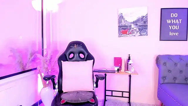 victoriazans online show from 25, 7, 2026