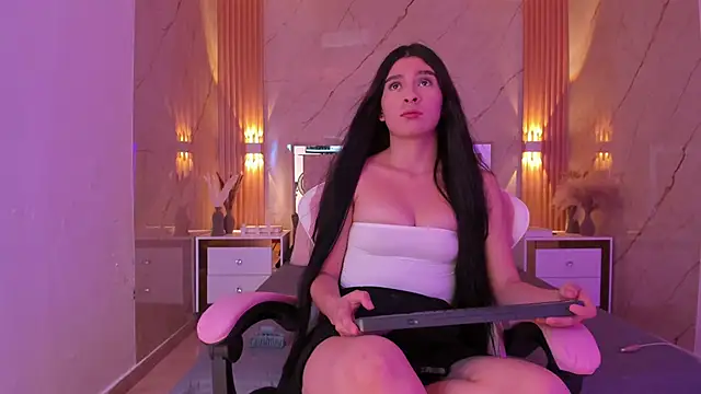 Snapshot of avigail_xo chatting on 6, 2, 2026 avigail xo online show from 6, 2, 2026