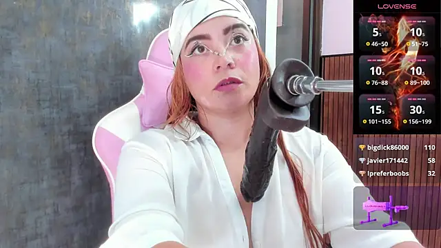 nicolle boobies online show from 30, 4, 2026