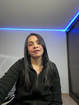 paula lopez   online show from 23, 7, 2026