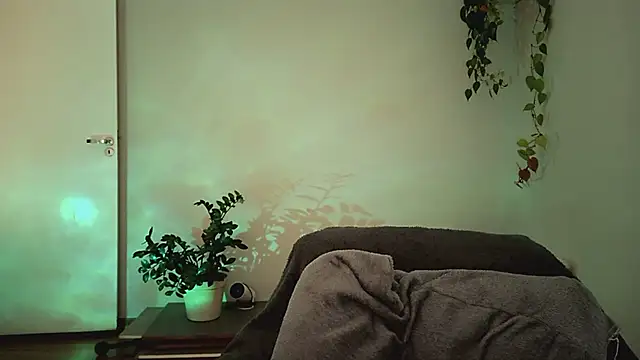 Onirica L online show from 2, 8, 2026
